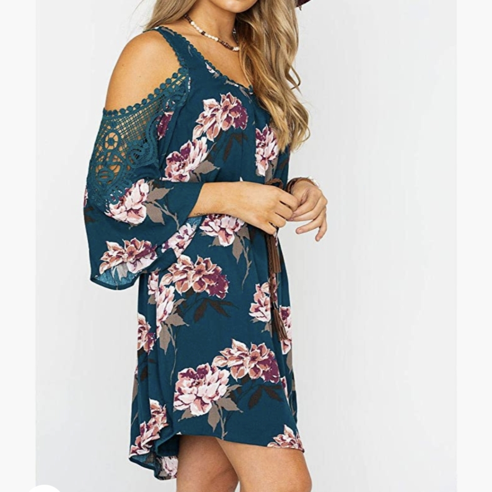 Shyanne Floral Cold Shoulder Belted Dress. Women's Size Small.